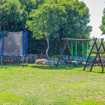 Tranquilla Villa Mutvoran